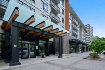 #212 – 123 W. 1st Street